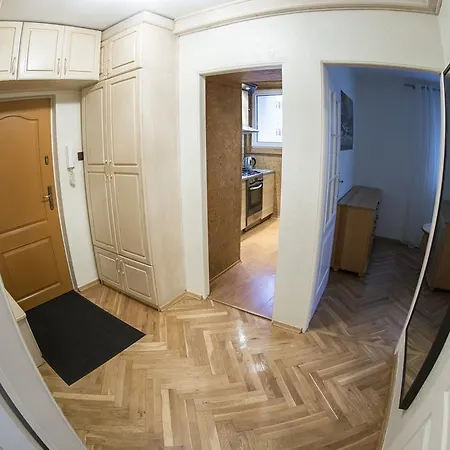 Apartament Komandorski *